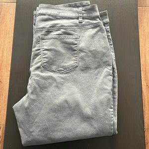 Avenue, never used (no tags).